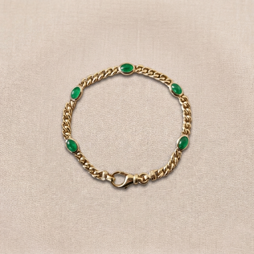 The Narrative Bracelet with Oval Cabochons